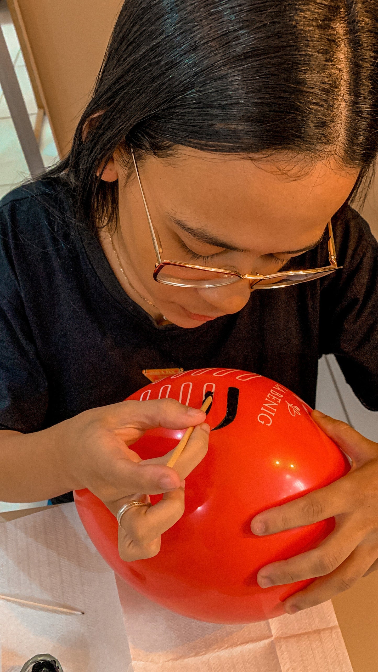 La Benig Eyebrow Training Balloons – Red (15-Pack)